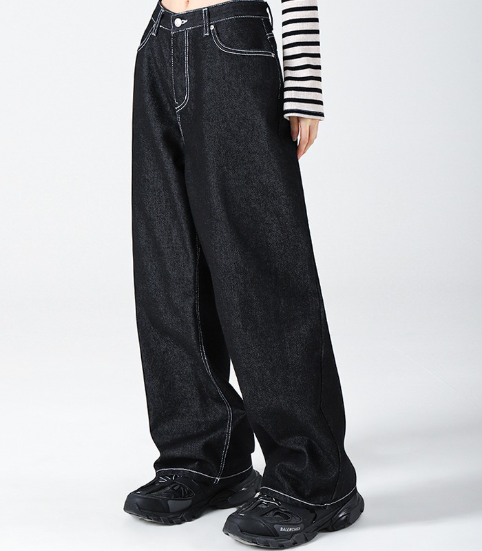 This is Nonfade wide pants stitch BLACK